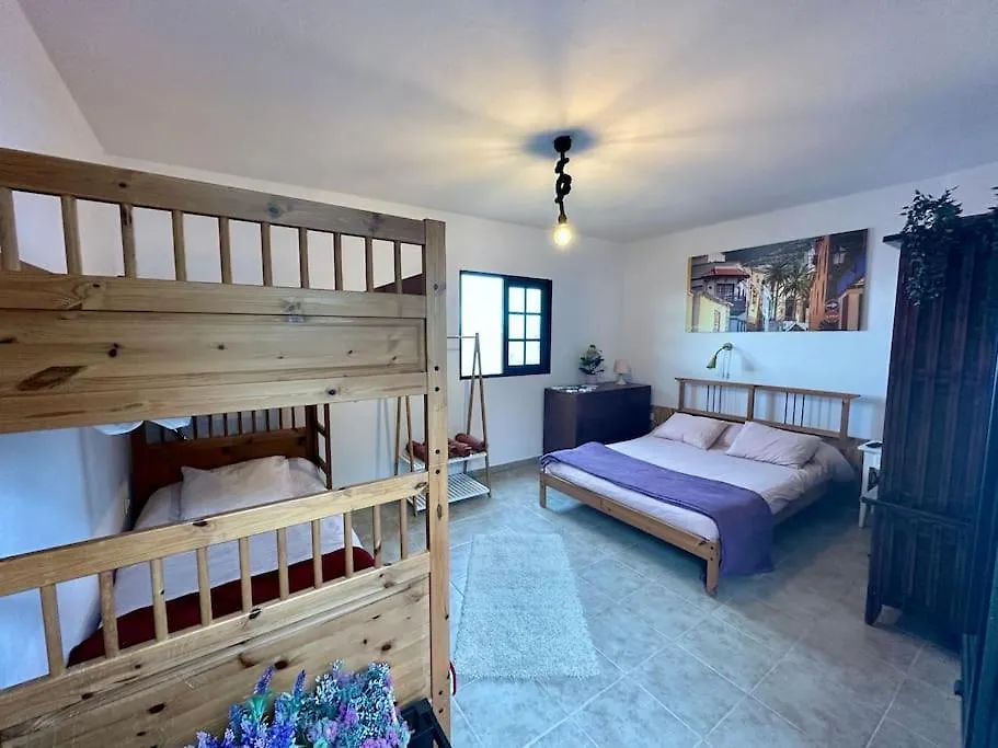 Villa Peaceful Oasis With Magical Sea Views And A Pool Santa Cruz de Tenerife 0*,  España